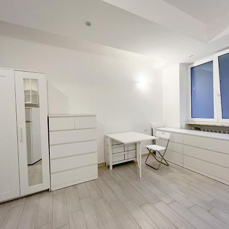 Confortable And Centrally Milan Flat Exteriör bild