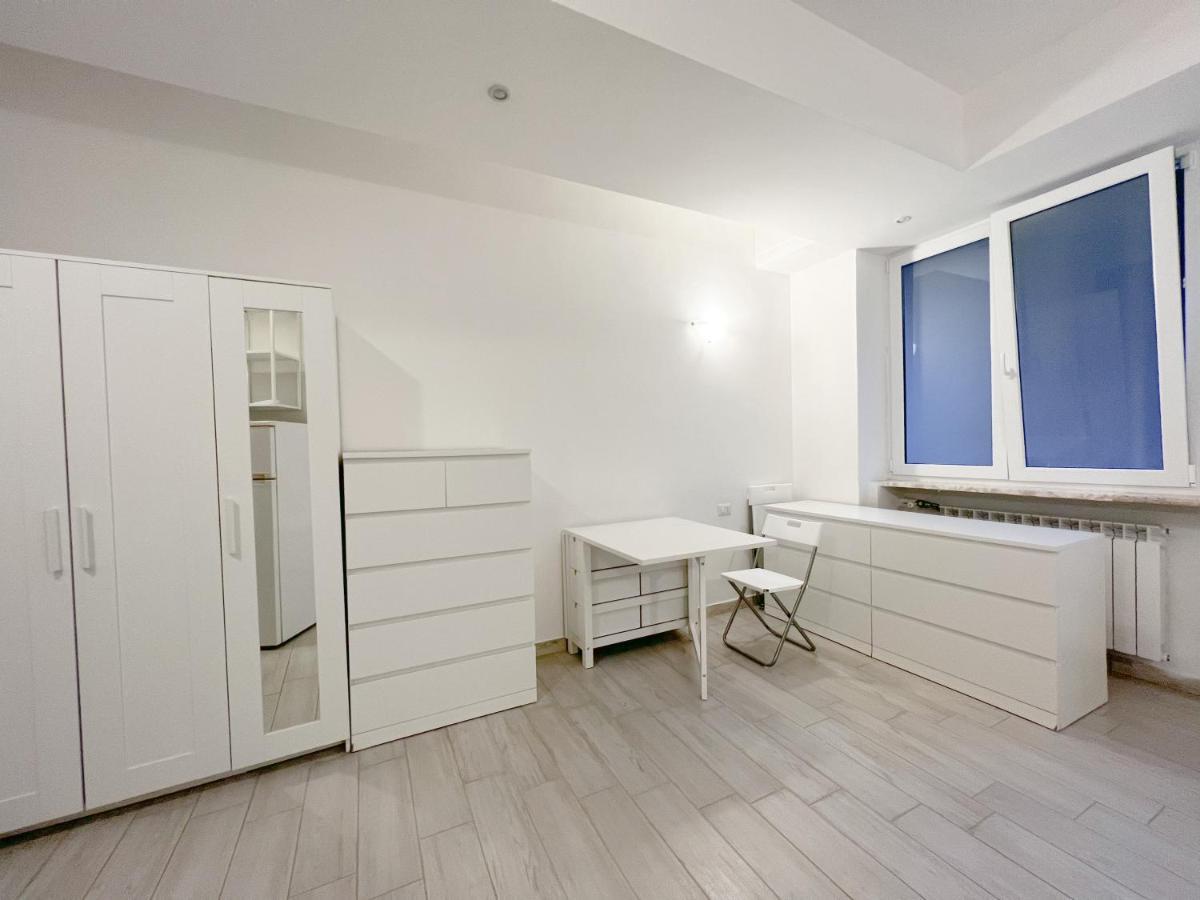 Confortable And Centrally Milan Flat Exteriör bild